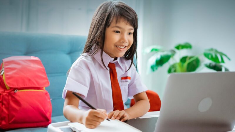 Pemerintah Luncurkan Program Digitalisasi Sekolah di 514 Kabupaten/Kota